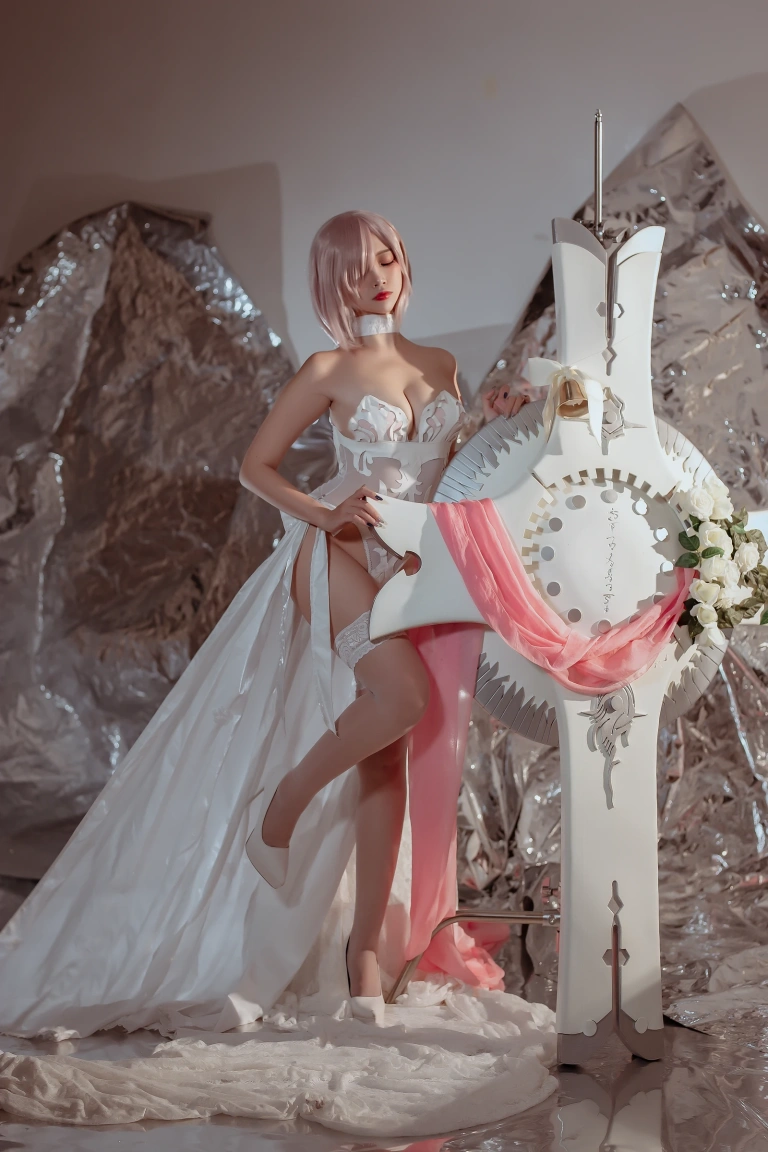 二佐Nisa《玛修婚纱》主题写真：42张全套美图