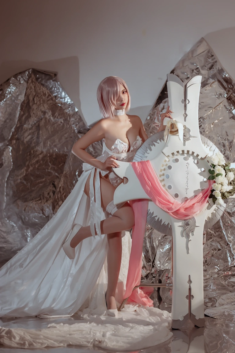 二佐Nisa《玛修婚纱》主题写真：42张全套美图