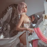 二佐Nisa《玛修婚纱》主题写真：42张全套美图