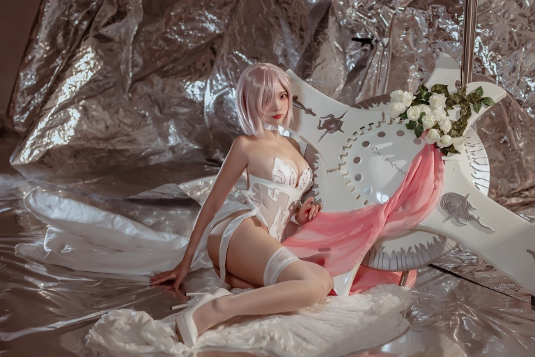 二佐Nisa《玛修婚纱》主题写真：42张全套美图