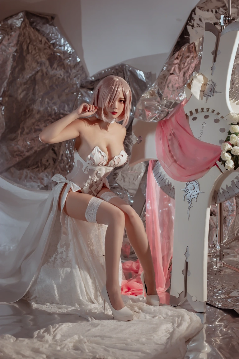 二佐Nisa《玛修婚纱》主题写真：42张全套美图