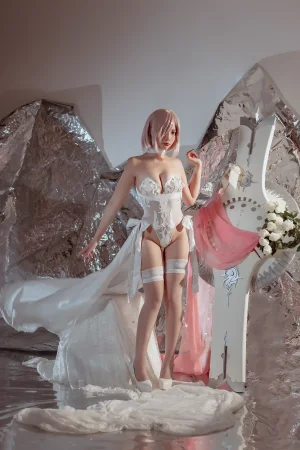 二佐Nisa《玛修婚纱》主题写真：42张全套美图