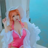 二佐Nisa《碧蓝航线 黎塞留泳装》主题写真：9张全套美图