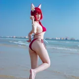 二佐Nisa《碧蓝航线 千代田泳装》主题写真：20张全套美图