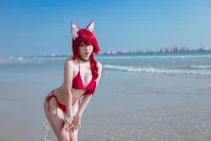 二佐Nisa《碧蓝航线 千代田泳装》主题写真：20张全套美图