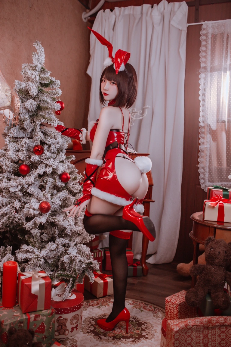 二佐Nisa《圣诞佐佐》主题写真：46张全套美图