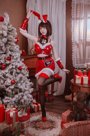 二佐Nisa《圣诞佐佐》主题写真：46张全套美图