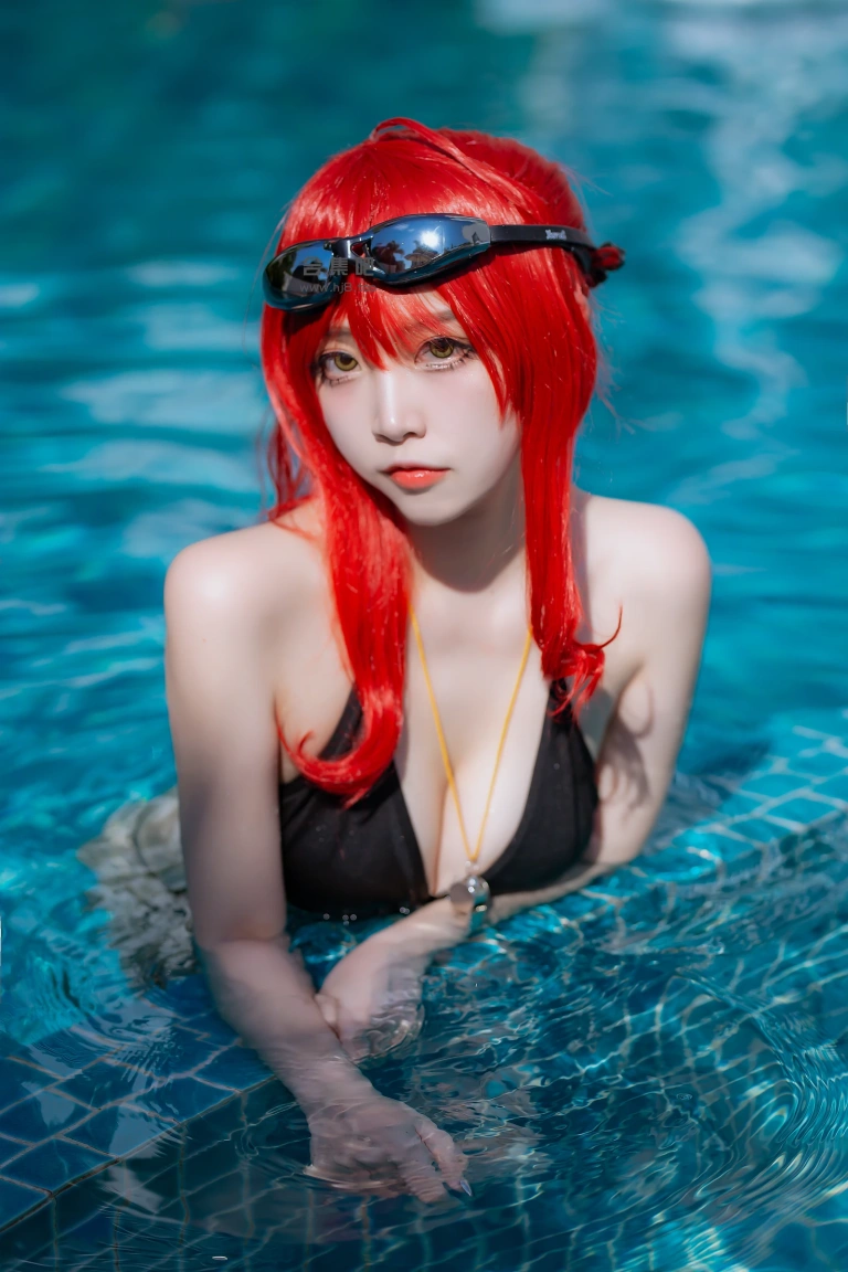 二佐Nisa《碧蓝航线 扎拉泳装》主题写真：14张全套美图
