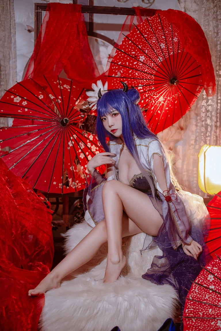二佐Nisa《碧蓝航线 伊吹旗袍》主题写真：29张全套美图