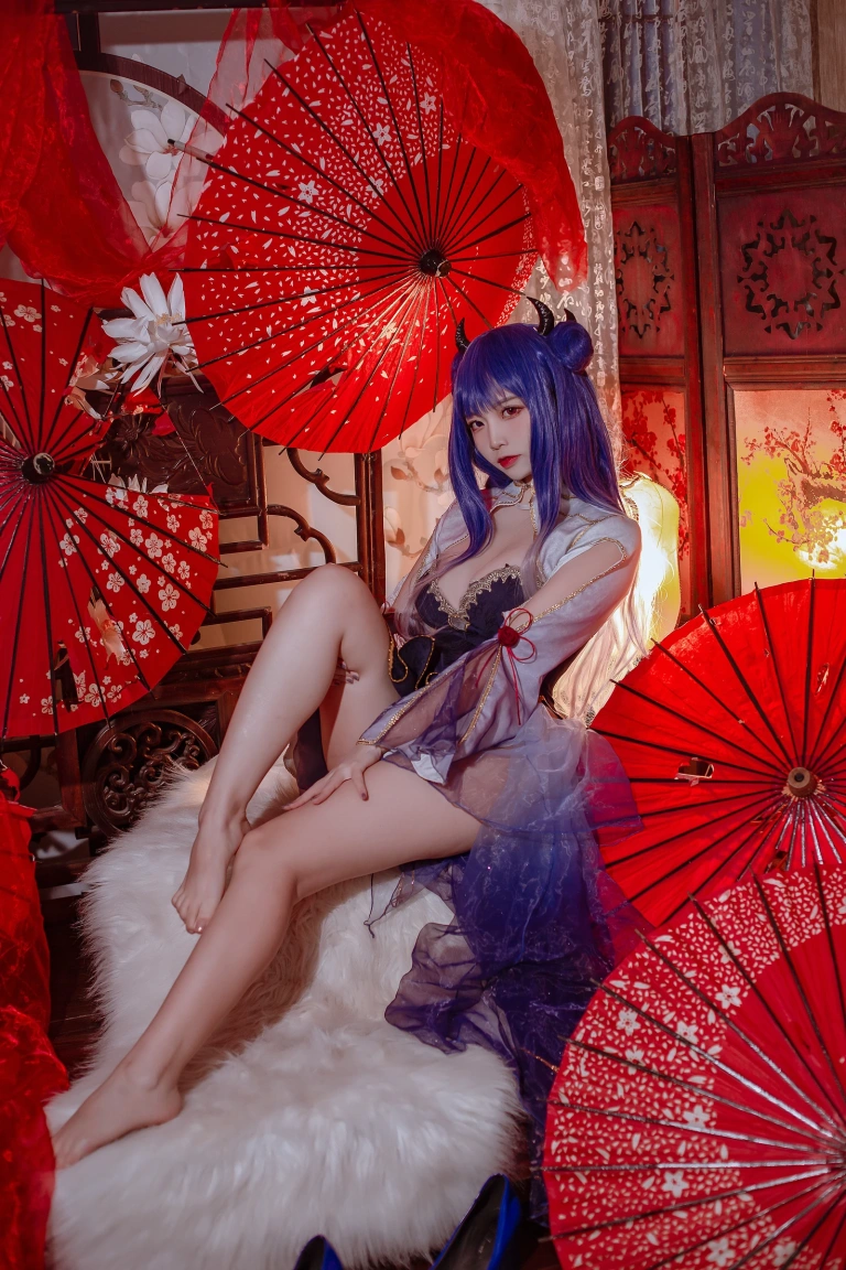 二佐Nisa《碧蓝航线 伊吹旗袍》主题写真：29张全套美图