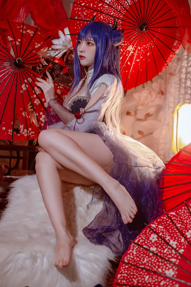 二佐Nisa《碧蓝航线 伊吹旗袍》主题写真：29张全套美图