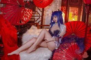 二佐Nisa《碧蓝航线 伊吹旗袍》主题写真：29张全套美图