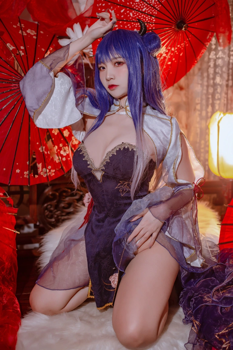二佐Nisa《碧蓝航线 伊吹旗袍》主题写真：29张全套美图