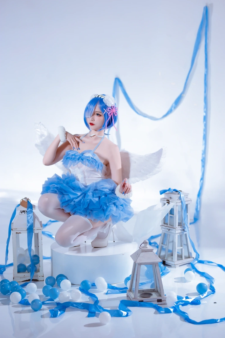 二佐Nisa《蕾姆天使》主题写真：15张全套美图