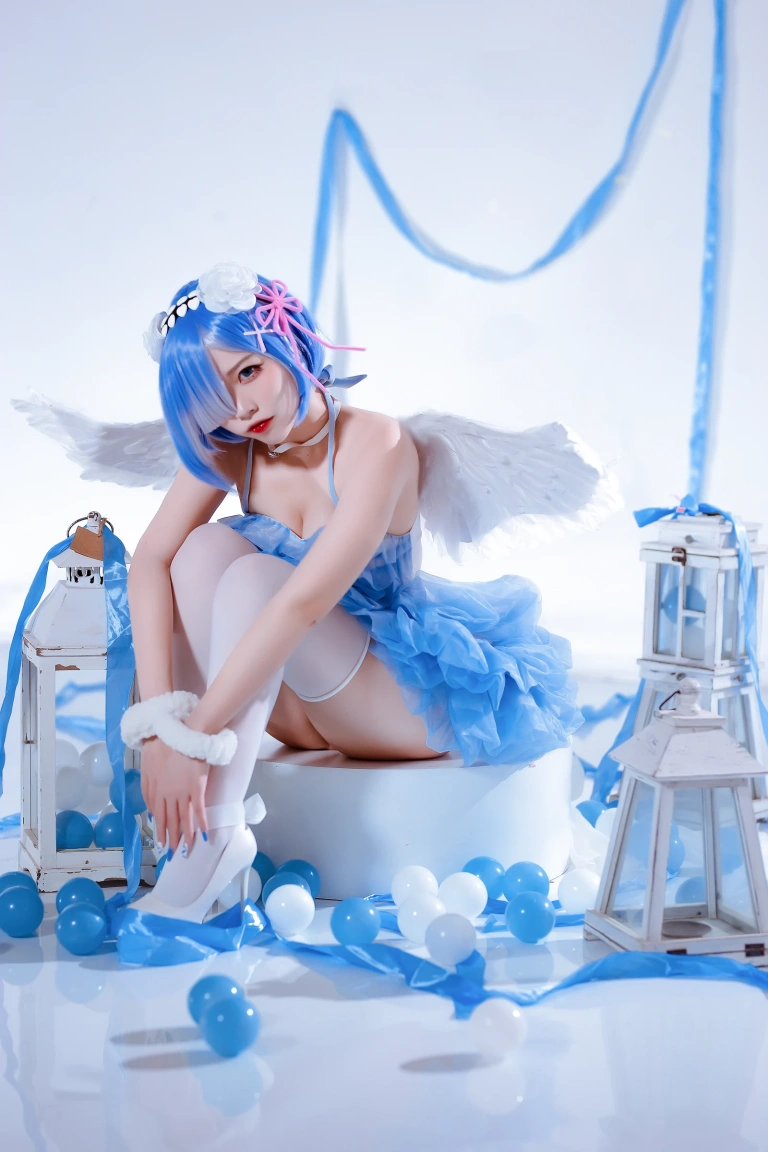 二佐Nisa《蕾姆天使》主题写真：15张全套美图