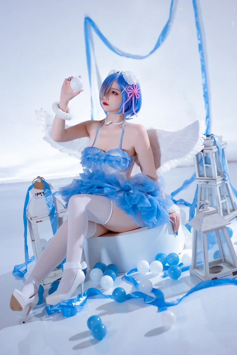 二佐Nisa《蕾姆天使》主题写真：15张全套美图