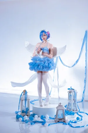 二佐Nisa《蕾姆天使》主题写真：15张全套美图