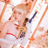 二佐Nisa《Saber》主题写真：19张全套美图