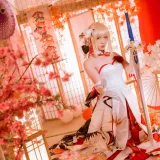 二佐Nisa《Saber》主题写真：19张全套美图