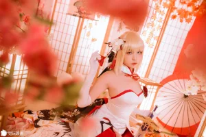 二佐Nisa《Saber》主题写真：19张全套美图