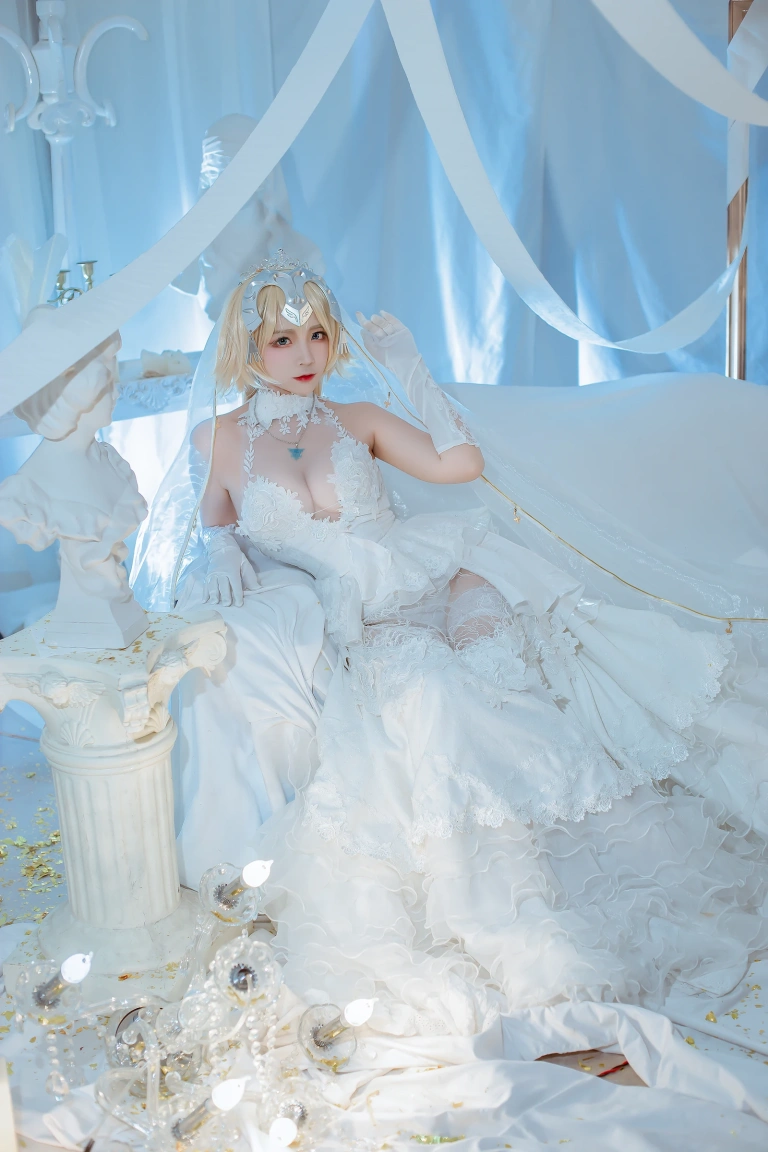 二佐Nisa《Fate贞德花嫁》主题写真：12张全套美图