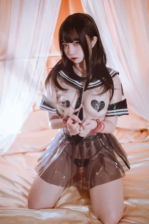 二佐Nisa《私房透明JK》主题写真：40张全套美图
