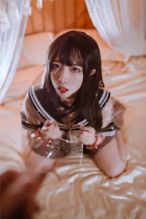 二佐Nisa《私房透明JK》主题写真：40张全套美图