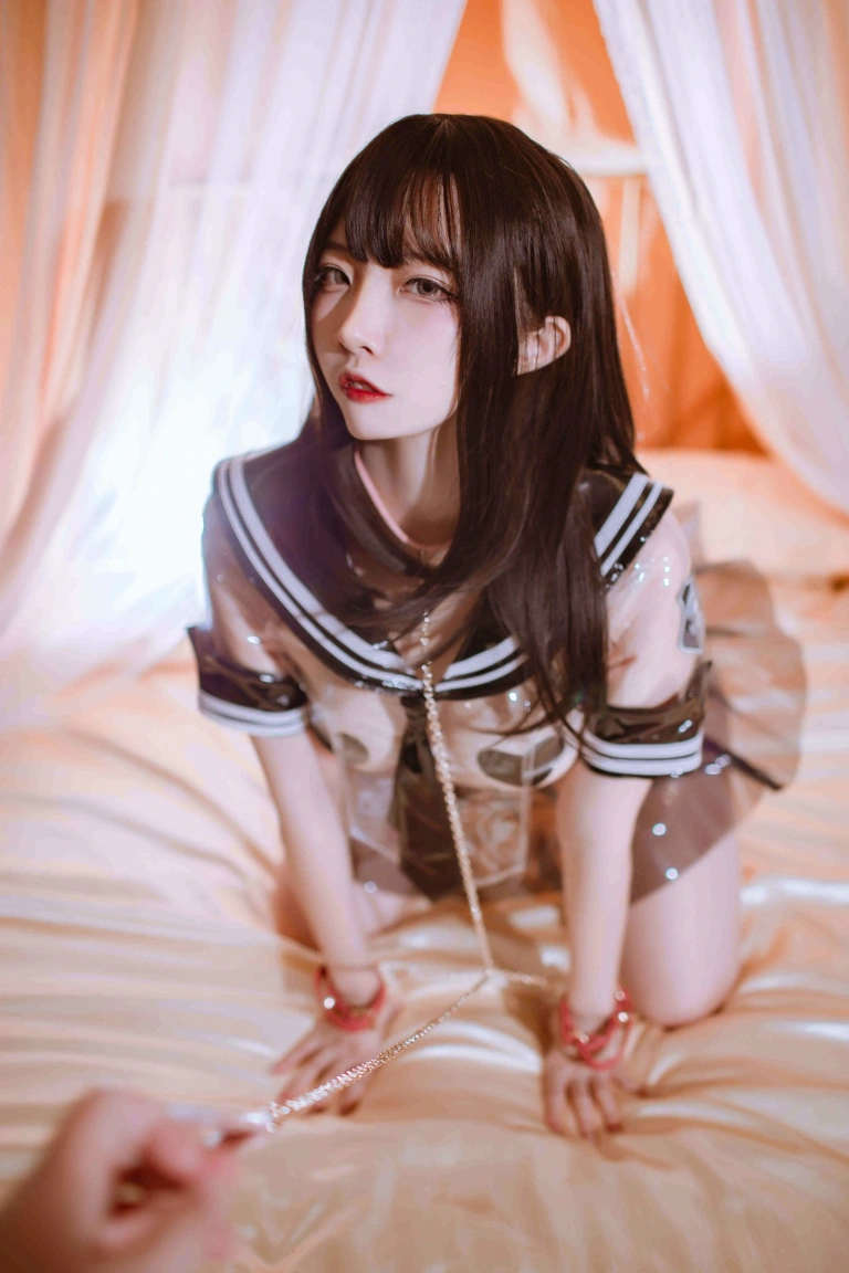 二佐Nisa《私房透明JK》主题写真：40张全套美图