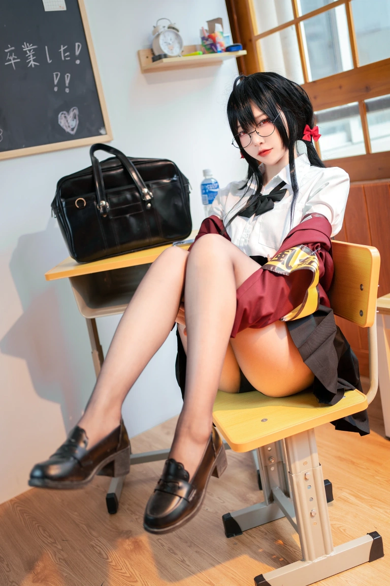 二佐Nisa《碧蓝大凤jk》主题写真：21张全套美图