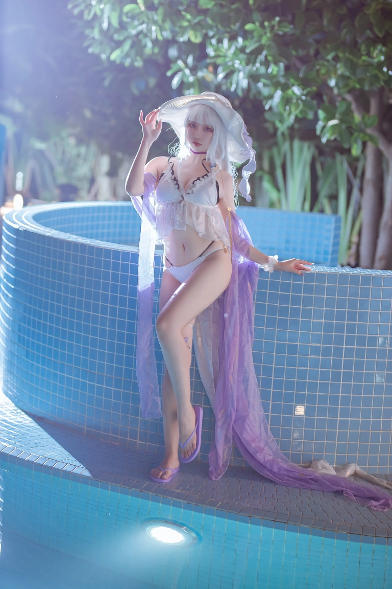 二佐Nisa《碧蓝 光辉泳装》主题写真：39张全套美图