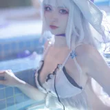 二佐Nisa《碧蓝 光辉泳装》主题写真：39张全套美图