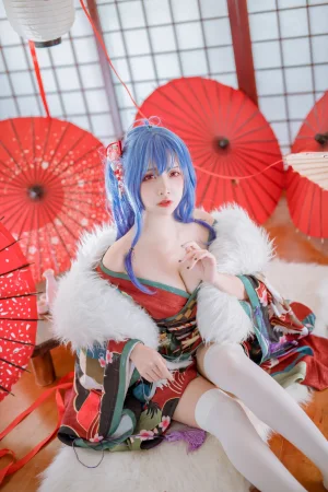 二佐Nisa《碧蓝 圣路易斯和服》主题写真：22张全套美图