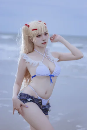 二佐Nisa《碧蓝 苏塞克斯泳装》主题写真：20张全套美图