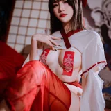 二佐Nisa《私房巫女》主题写真：37张全套美图