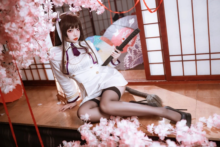 二佐Nisa《碧蓝樫野》主题写真：28张全套美图