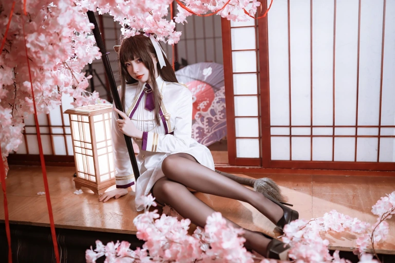 二佐Nisa《碧蓝樫野》主题写真：28张全套美图