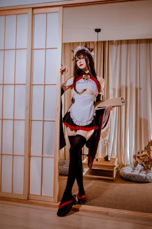 二佐Nisa《碧蓝樫野女仆》主题写真：33张全套美图