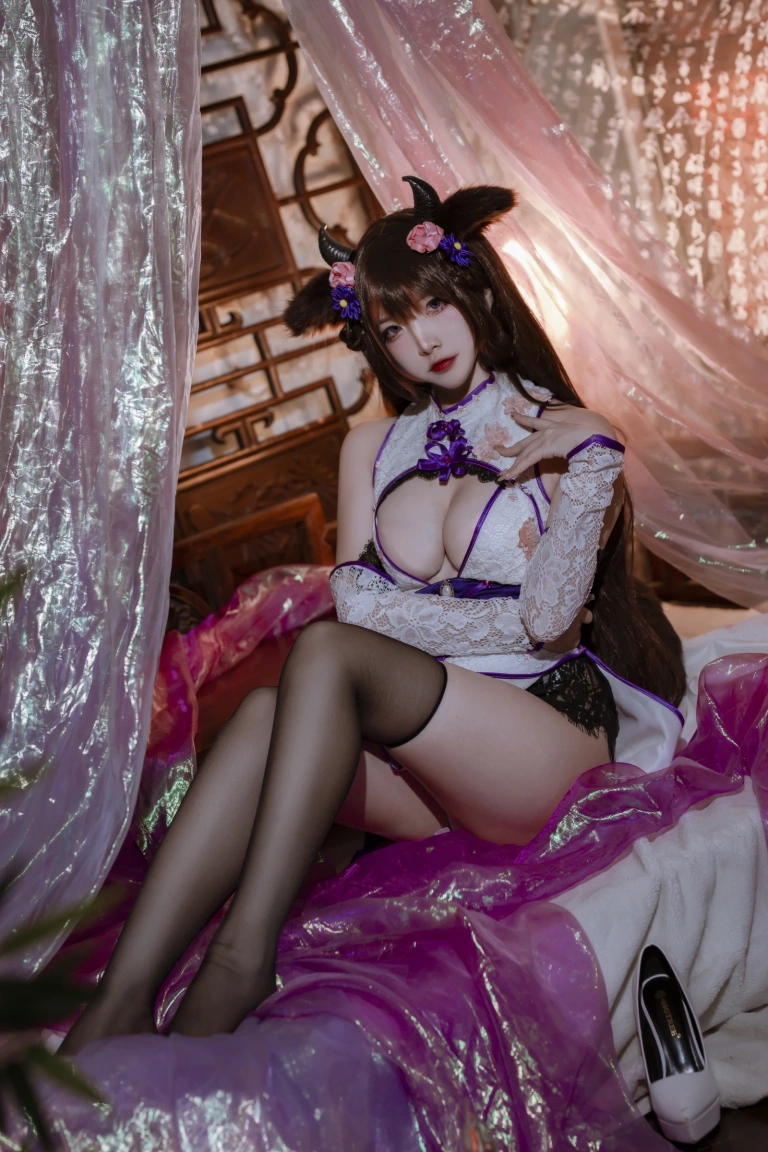 二佐Nisa《碧蓝樫野旗袍》主题写真：24张全套美图