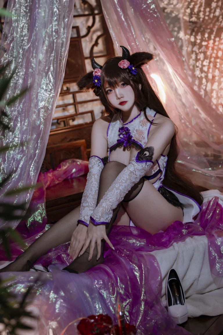 二佐Nisa《碧蓝樫野旗袍》主题写真：24张全套美图