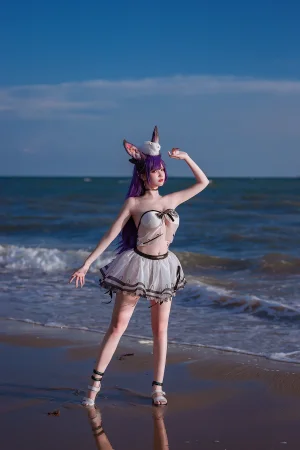 二佐Nisa《泰拉夏日纪事 明日方舟 暗索泳装》主题写真：29张全套美图