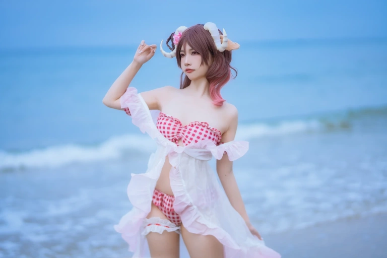 二佐Nisa《泰拉夏日纪事 明日方舟 艾雅法拉泳装》主题写真：34张全套美图