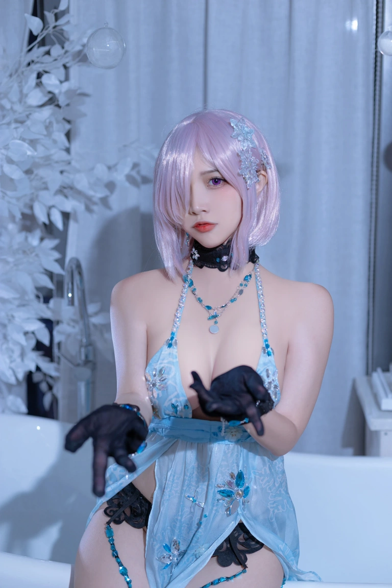 二佐Nisa《玛修万圣节》主题写真：22张全套美图