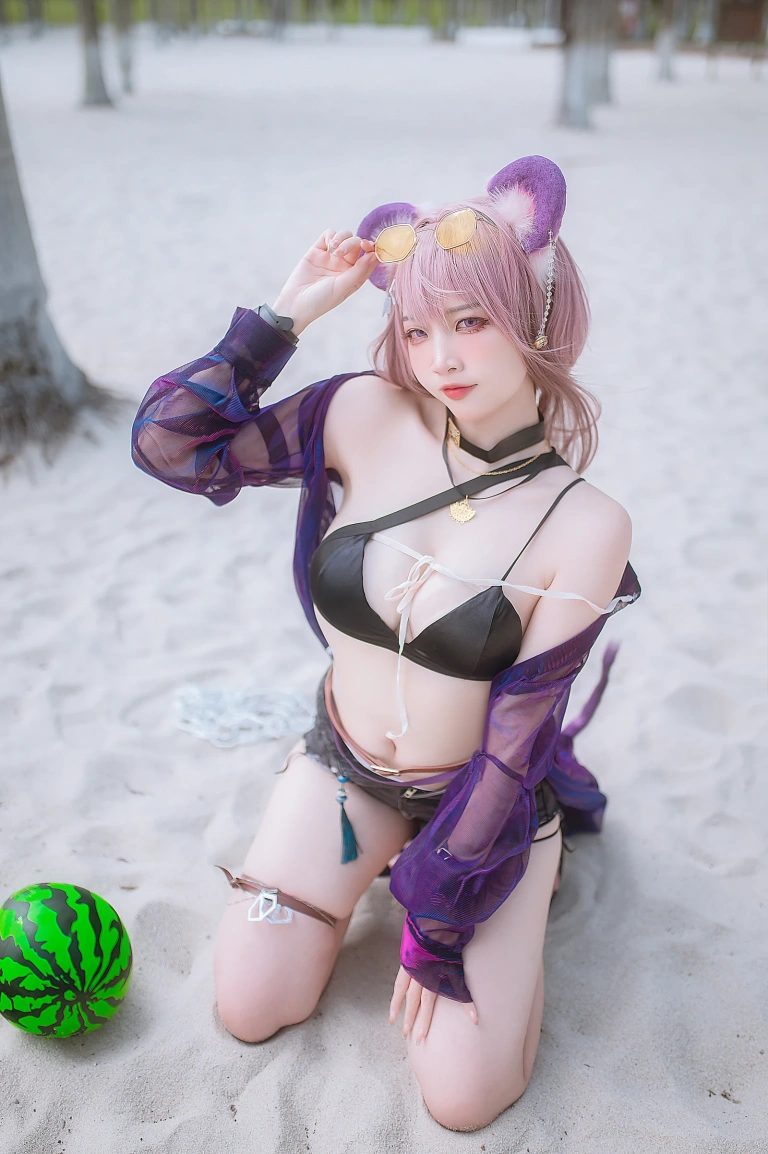 二佐Nisa《泰拉夏日纪事 明日方舟 佐佐林雨霞》主题写真：45张全套美图