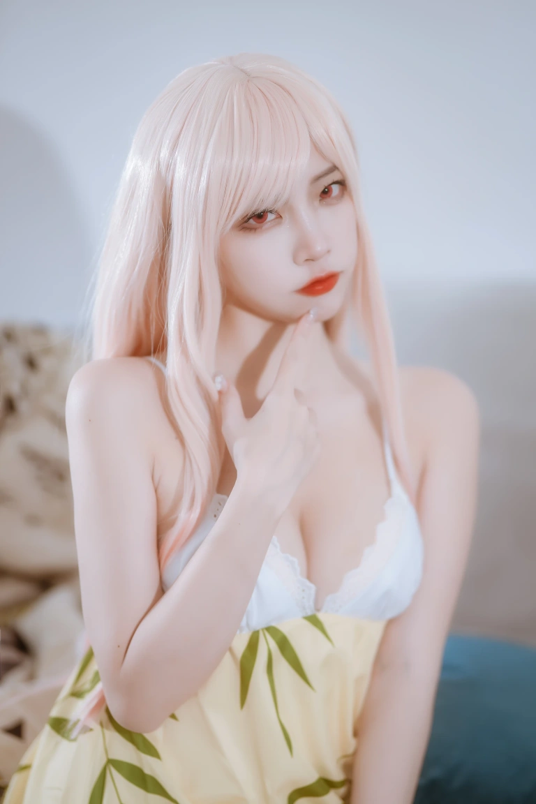 二佐Nisa《海梦睡衣》主题写真：22张全套美图