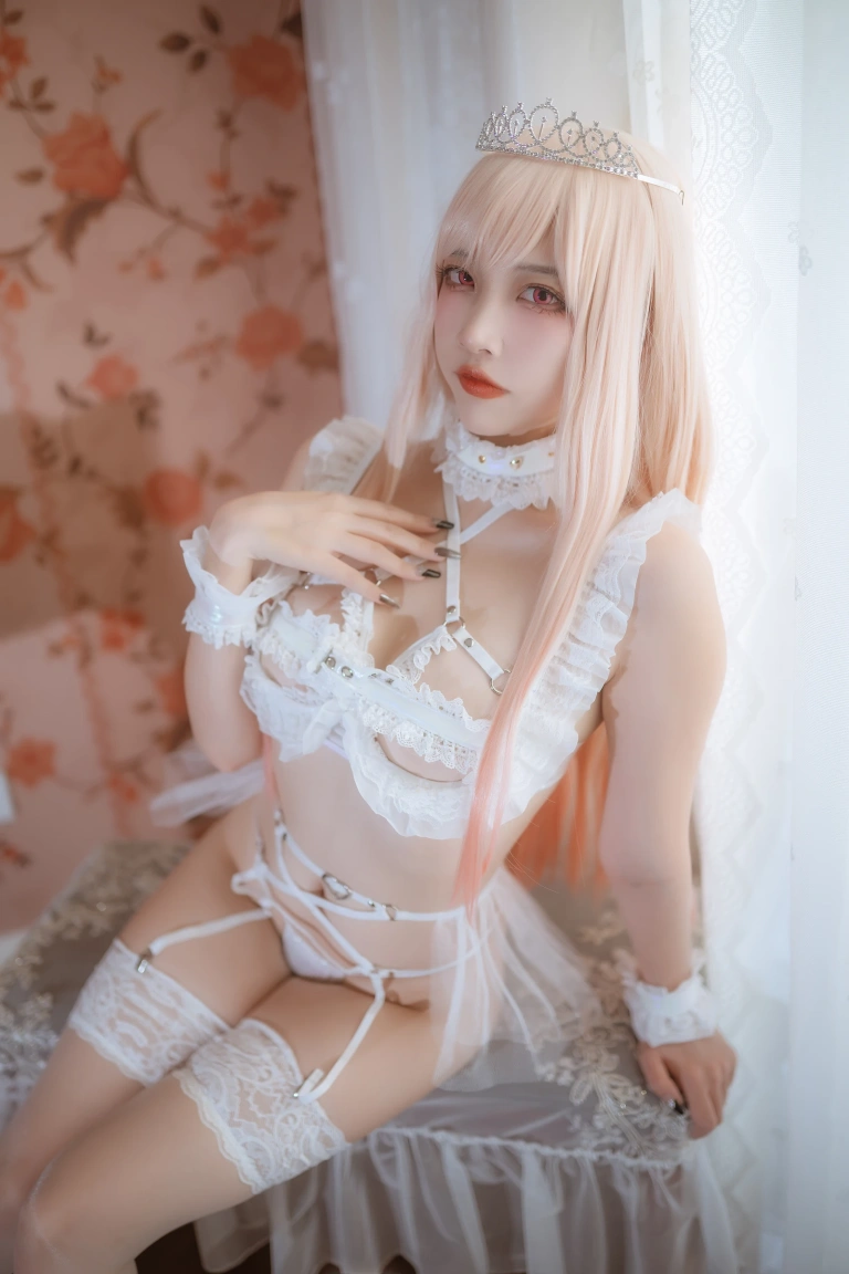 二佐Nisa《海梦白内衣》主题写真：40张全套美图