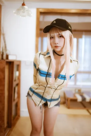 二佐Nisa《海梦日常泳装》主题写真：39张全套美图