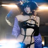 二佐Nisa《碧蓝航线 武藏 女警》主题写真：25张全套美图