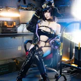 二佐Nisa《碧蓝航线 武藏 女警》主题写真：25张全套美图