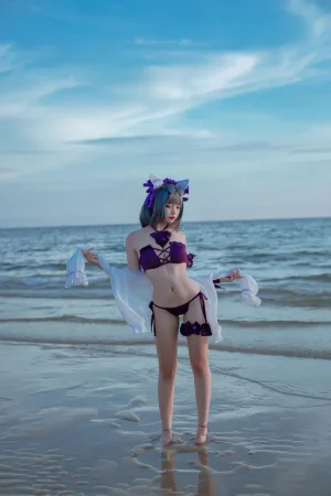 二佐Nisa《碧蓝航线 柴郡泳装》主题写真：30张全套美图