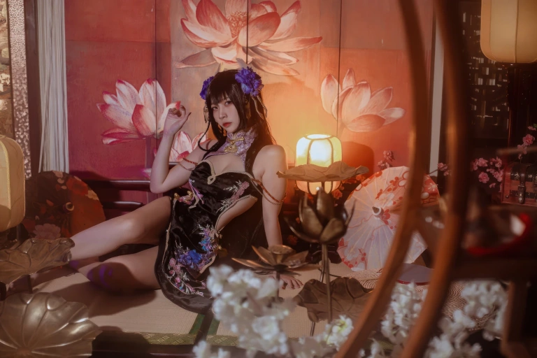 二佐Nisa《碧蓝航线 比叡鲟旗袍》主题写真：24张全套美图